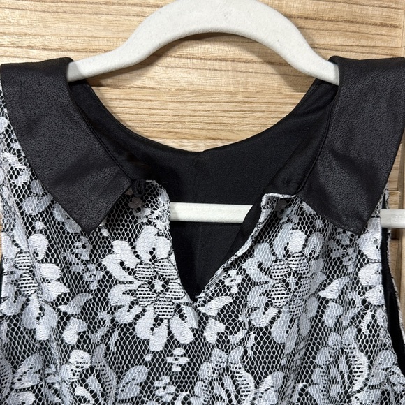 Sleeveless Black and White Dress Lined With Collar Size Small - Picture 4 of 10